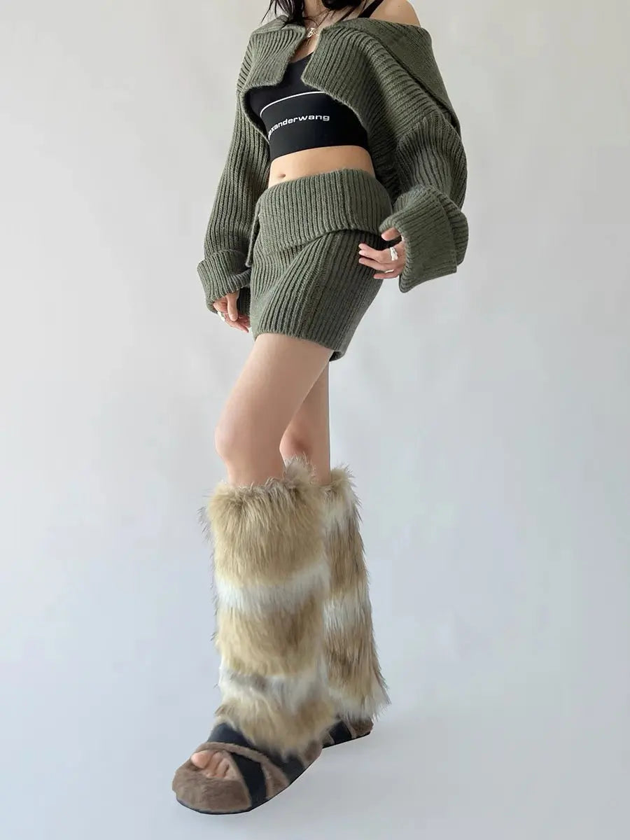 'Beasts' Aliyah Core Fluffy Vegan Faux Fur Leg Warmers