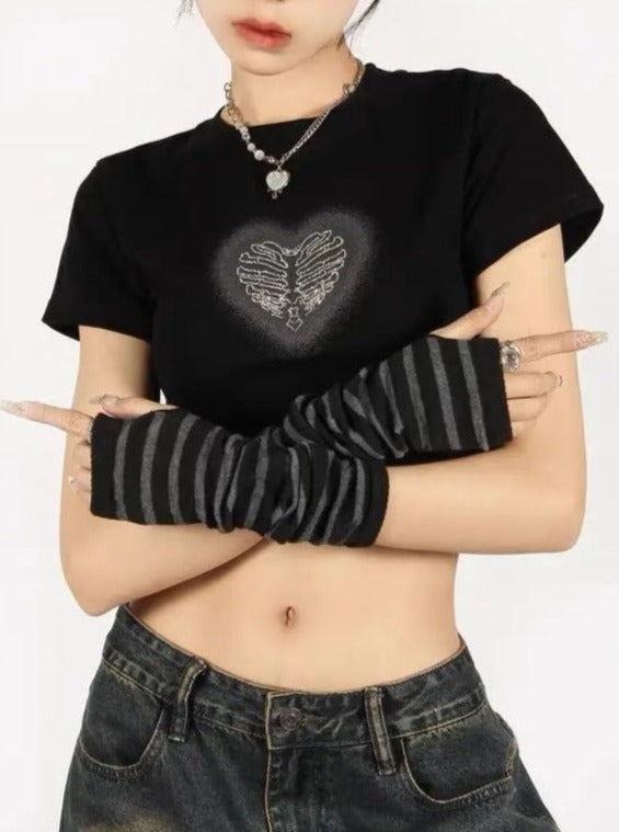 'Cave Girl' Grunge Printed Crop Gloves Shirts