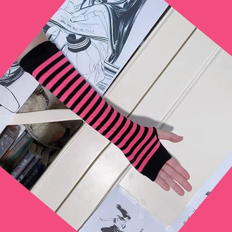 'Divide' Anime Striped Long Sleeves Gloves