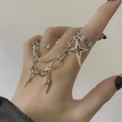 'Flash' Future Edgy Chained Rings Set