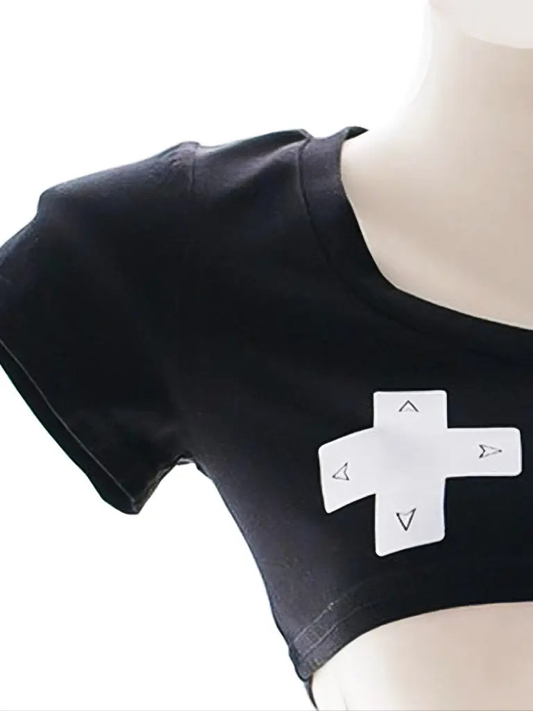 'Gamer Gf' Black Gamer Handheld Pattern Crop Shirts