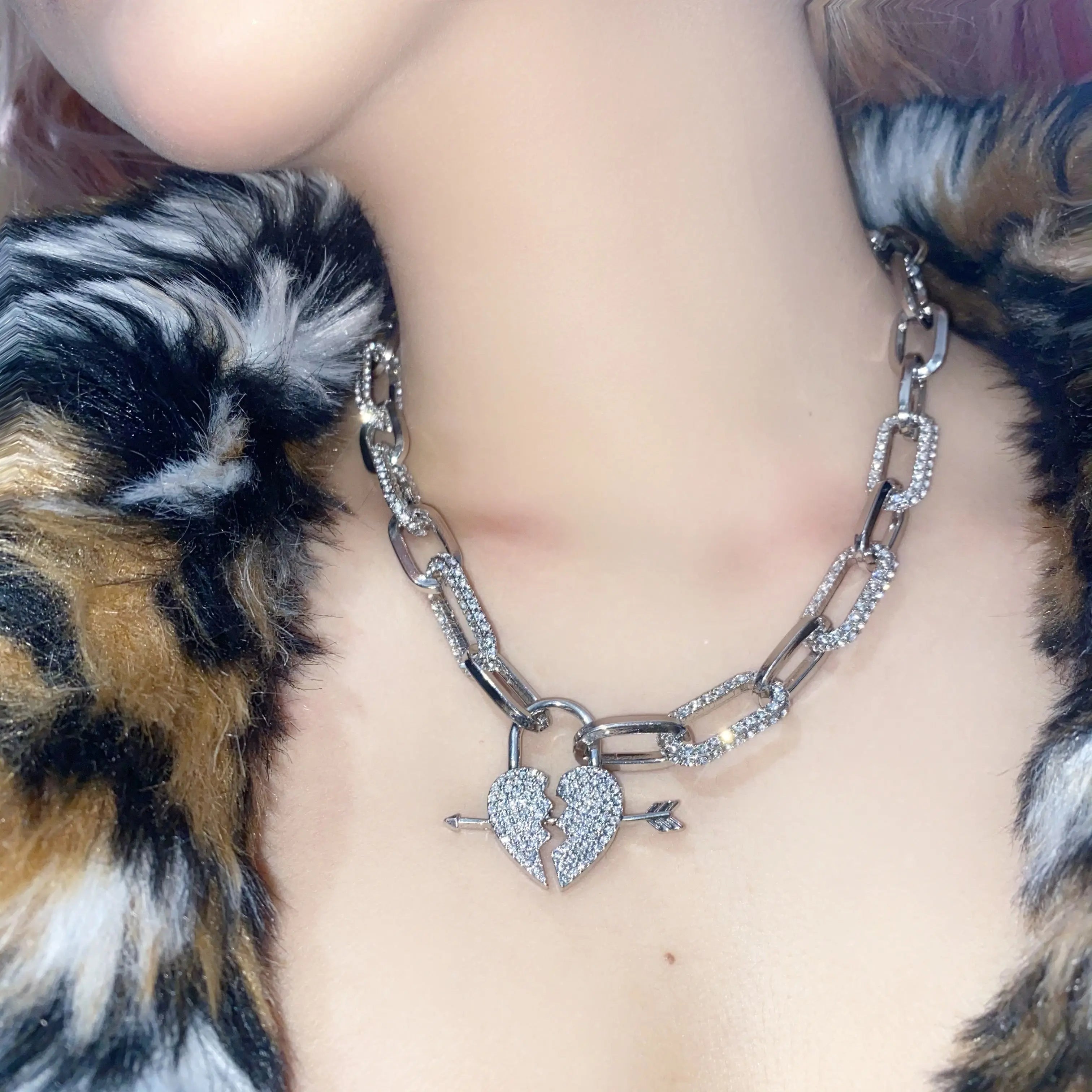 'Heartbreaker' Grunge Shinning Chained Necklace