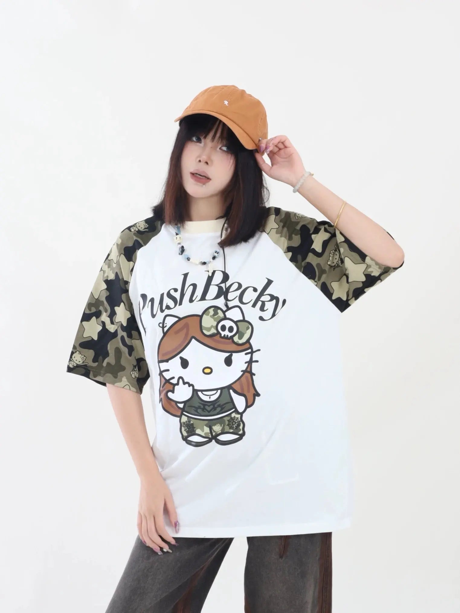 'Hot Kitty' Camouflage Kitty Prints Streetstyle T-shirts