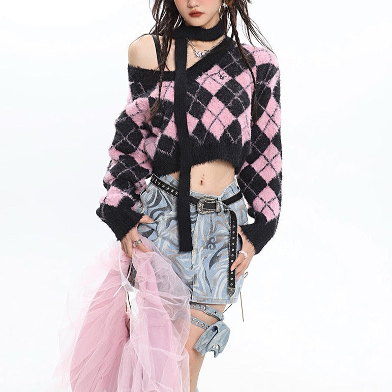 'Macaroon' Lozenge Black & Pink Color Contrast Sweater