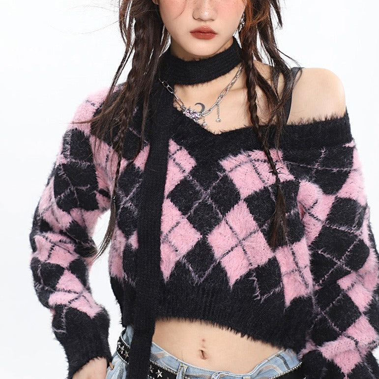 'Macaroon' Lozenge Black & Pink Color Contrast Sweater