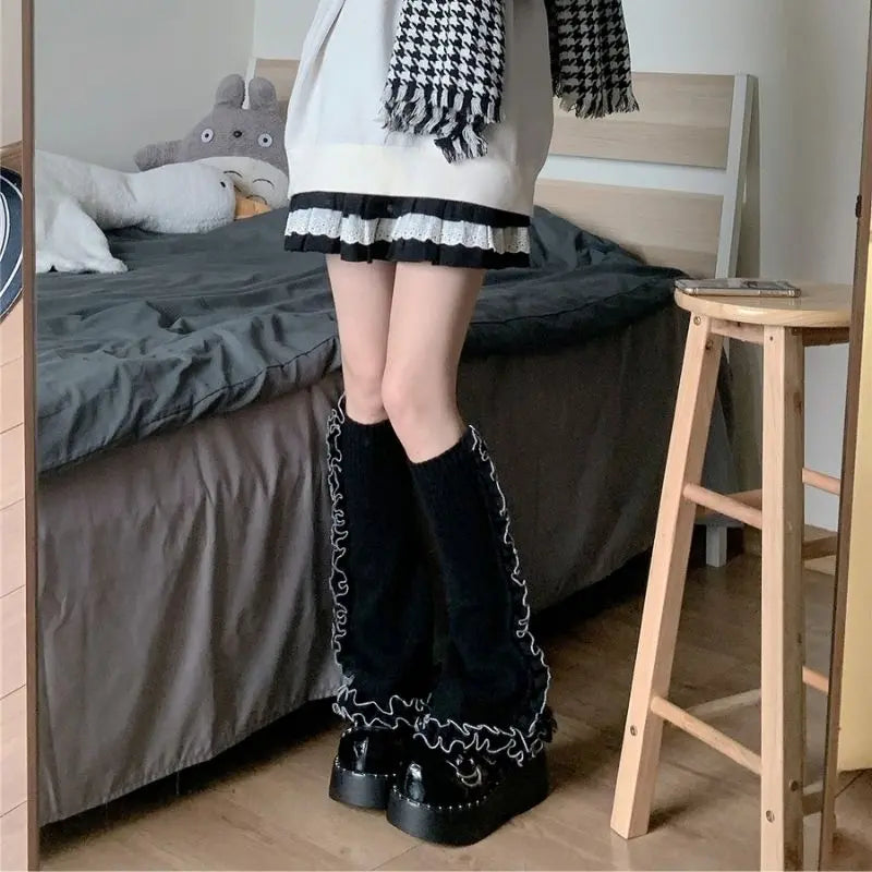 'Wavy' Y2k Solid Ruffle Leg Warmer