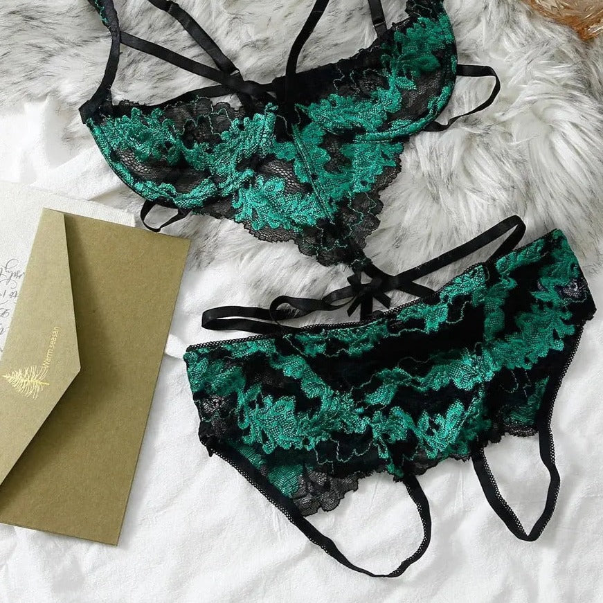 'Yuko' Exotic Embroidery Sexy Lingerie Set