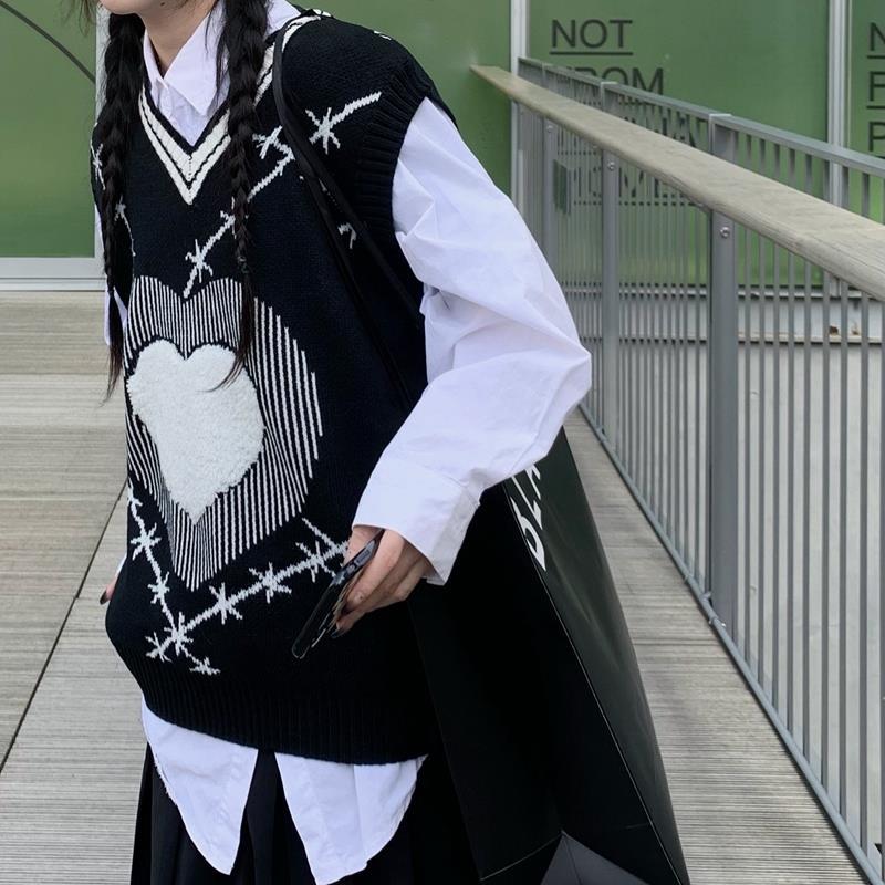 Heart Sweater Vest - Kaysmar