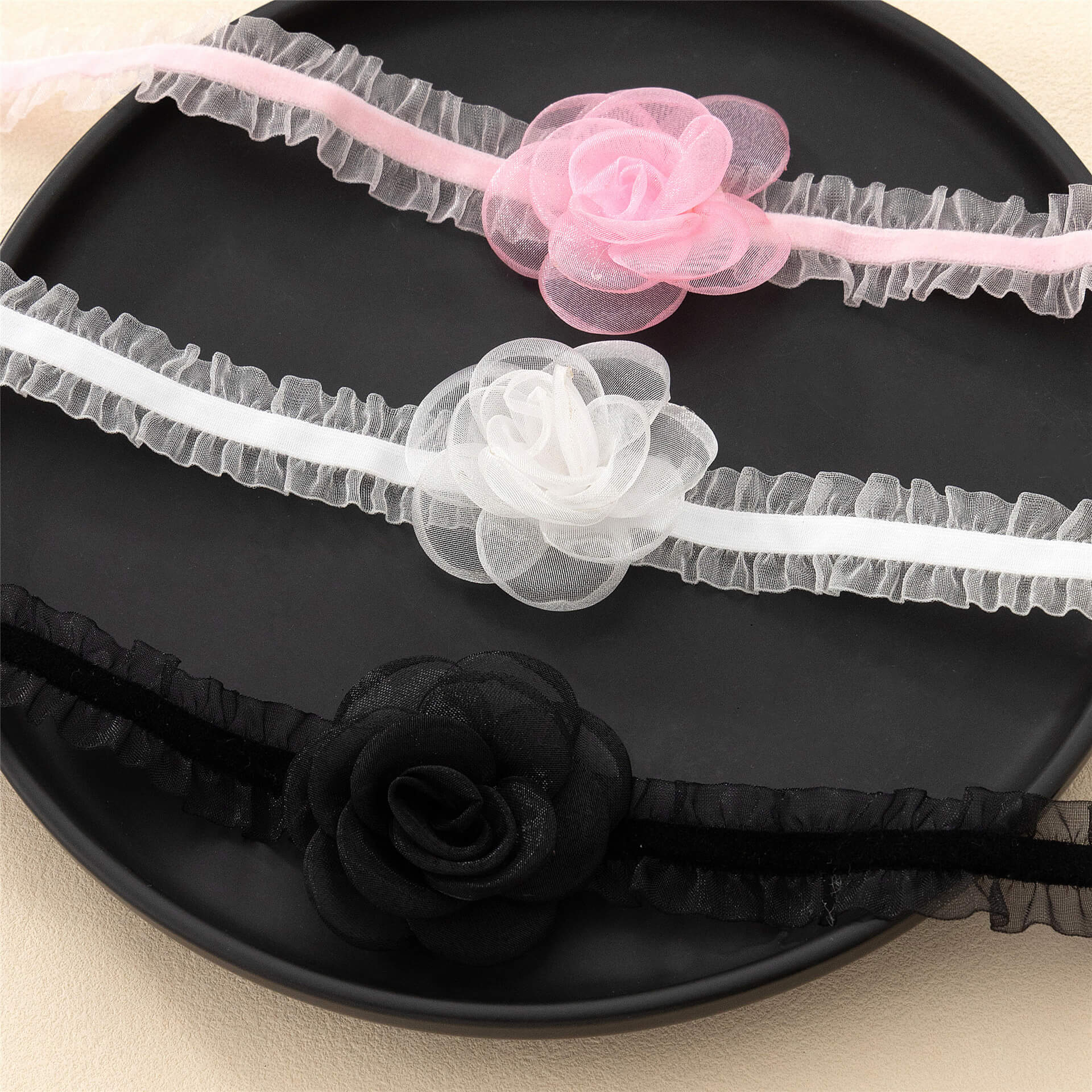 Lace Choker With Flower