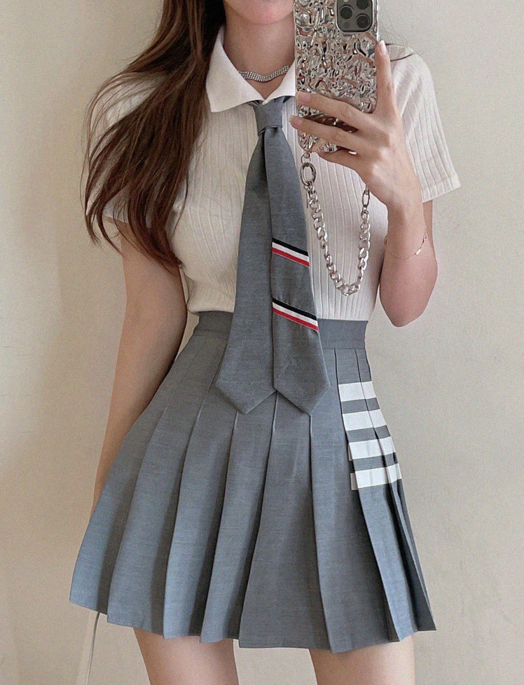 Stripes Top&Pleated Flared Hem Skirt Set