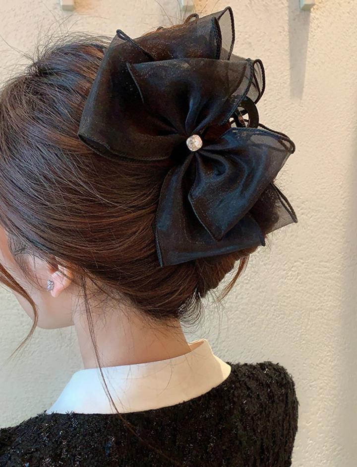 Black Mesh Lace Bow Grab Clip