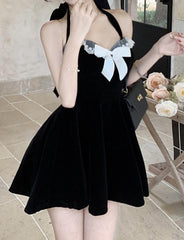 Contrast Color Bowknot Decor Halter Little Black Short Dress