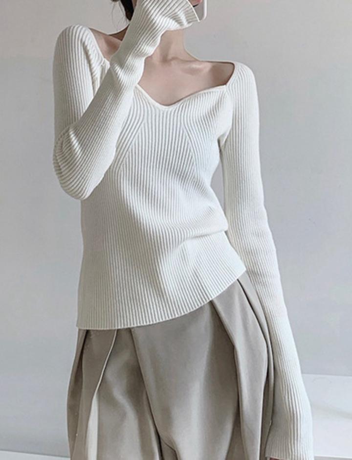 Solid Color Sweetheart Neck Knit Top