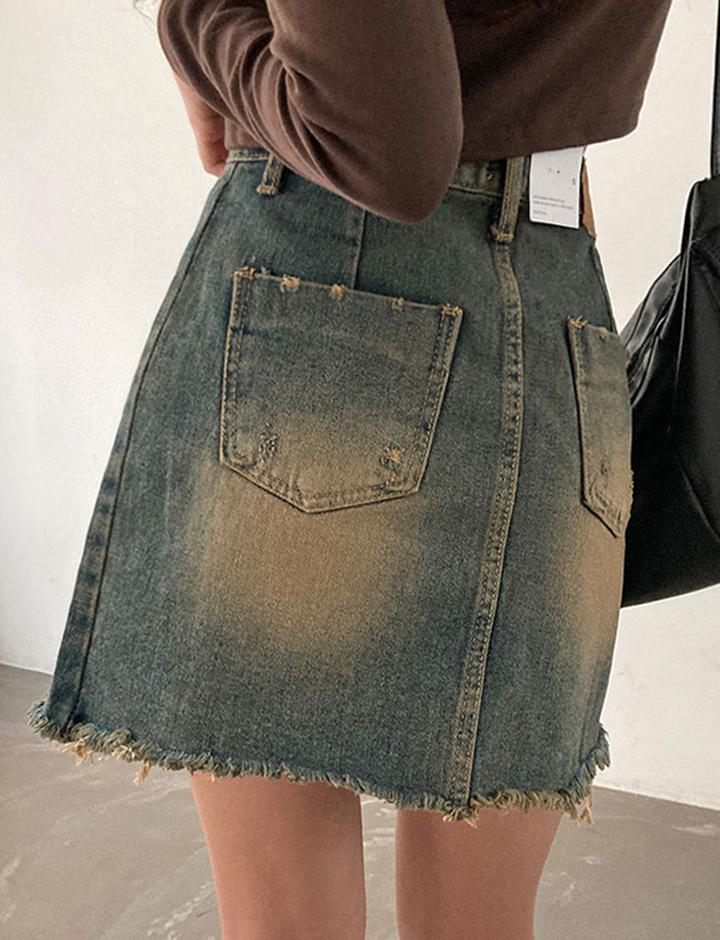 Retro High Waist Loose Irregular Raw Hem Denim Skirt