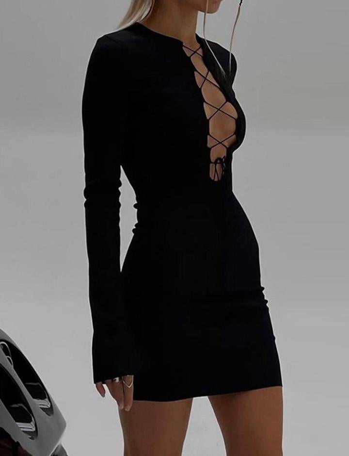 Chest Tie Round Neck Long Sleeve Hip Pack Dress