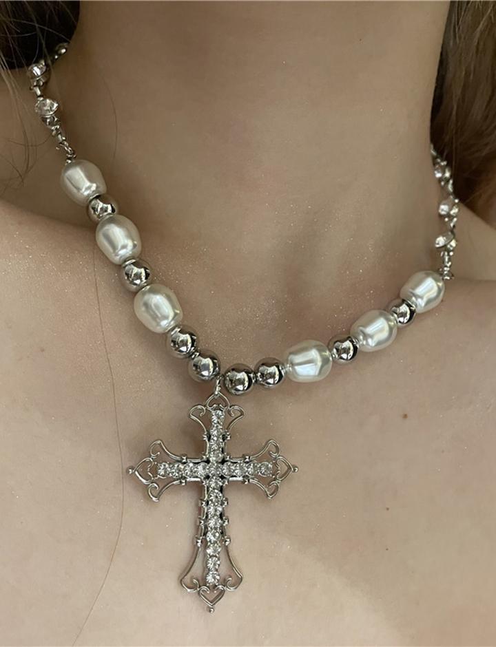 Cross Pendant Clavicle Necklace