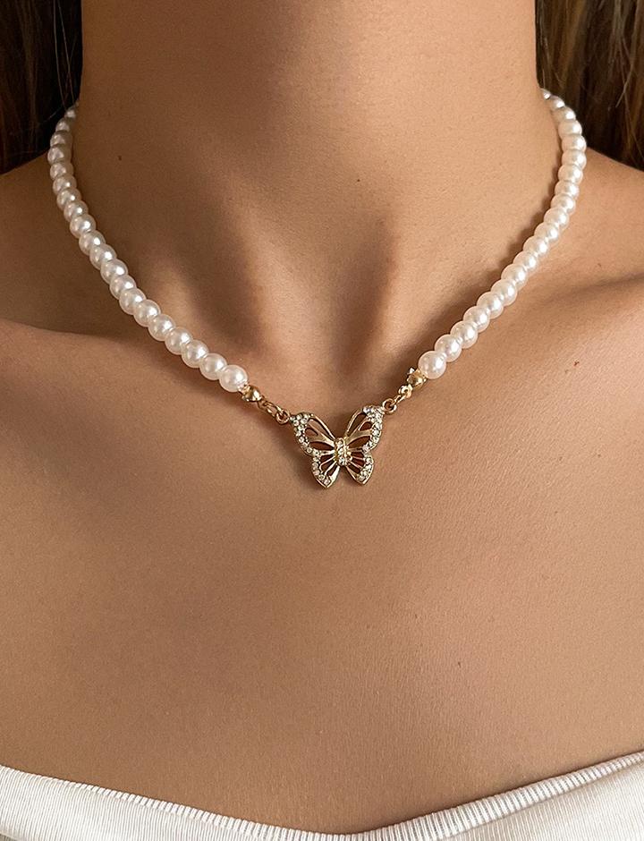 Hollow Out Butterfly Faux Pearl Necklace